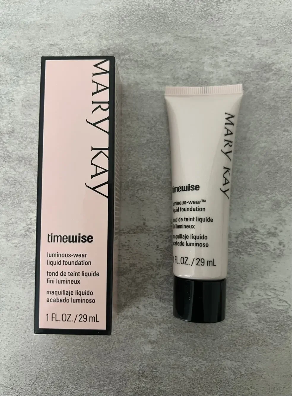 NIB Mary Kay Mineral Timewise Liquid Foundation 1 Fl oz Beige 2 038705